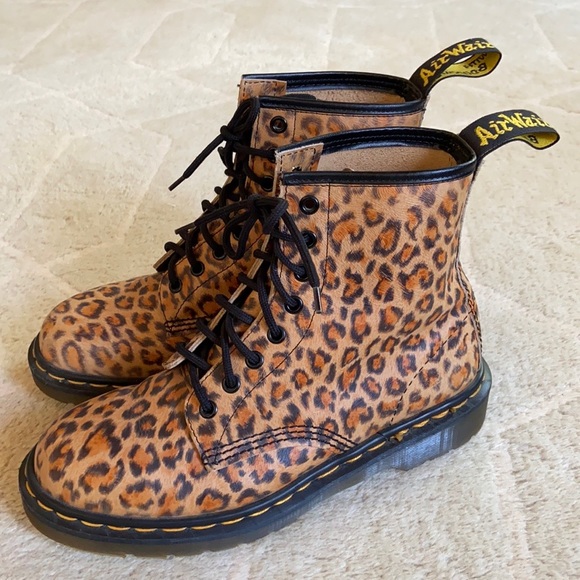 Dr. Martens Shoes - Vintage RARE Dr. Martens Leopard Print